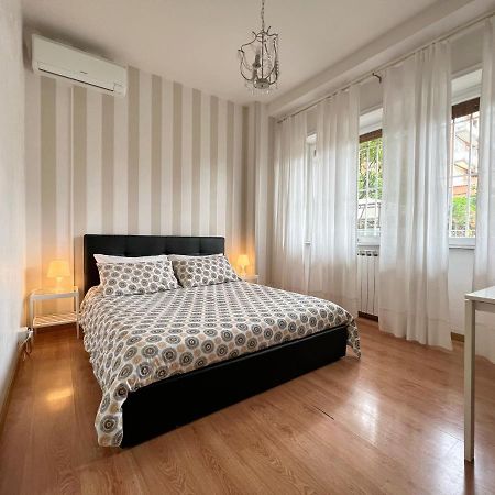 La Petite Sissi Vaticano Roma Apartment Ngoại thất bức ảnh